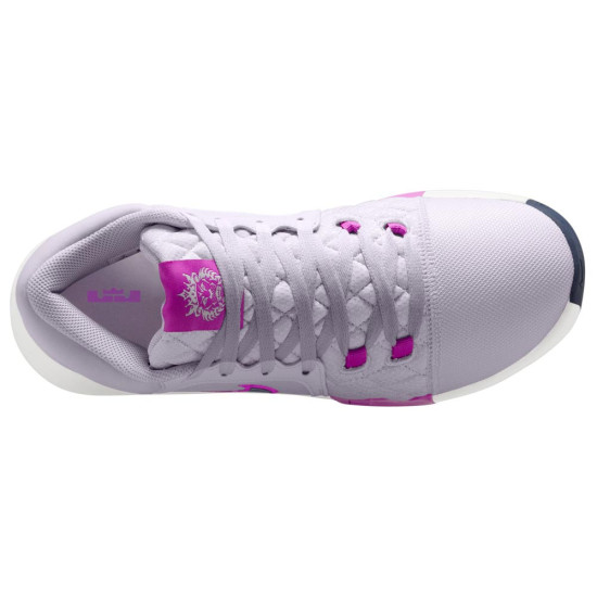 Nike LeBron Witness 8